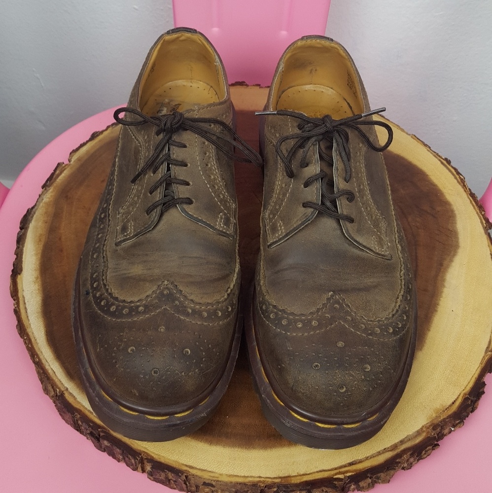 DR. MARTENS
